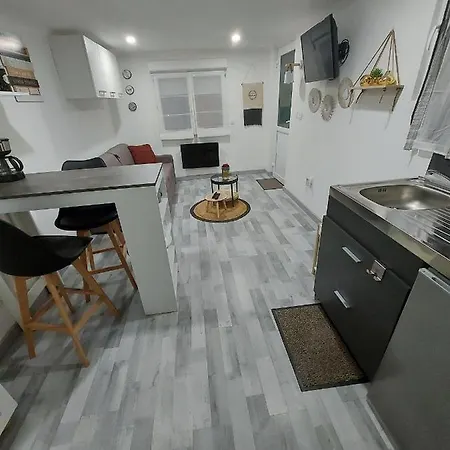 Quiet And Cosy Near Cattenom, Luxembourg And Metz Yutz